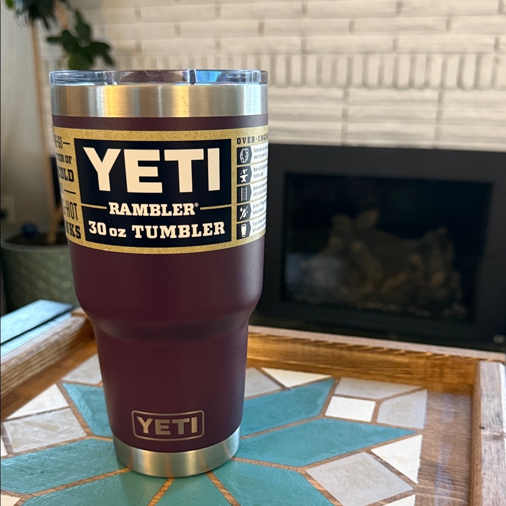YETI Rambler 30oz Nordic Purple with matching mag slider NWT